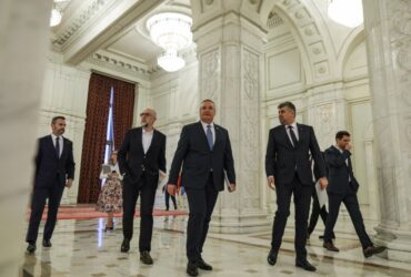 Salarii tot mai mari pentru primari din localități tot mai mici. Reforma administrativă, amânată pentru 2025 ANALIZĂ