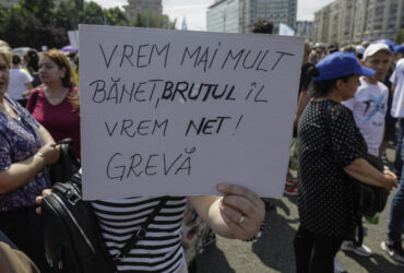 Sindicatele din educație s-au întors la guvern, unde anunță dacă greva profesorilor va continua