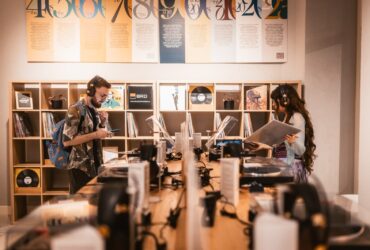 Peste 1 milion de spectatori, 1.000 de artiști, 100 de evenimente, 300 de voluntari, la Romanian Creative Week, evenimentul care adună la un loc cel mai mare număr de industrii creative la nivel european