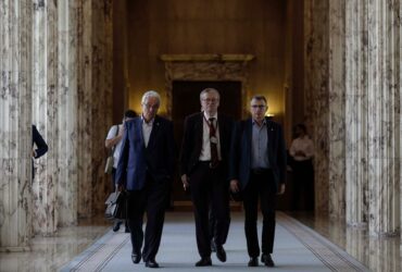 Cu cât cresc salariile profesorilor după adoptarea Ordonanței de Urgență