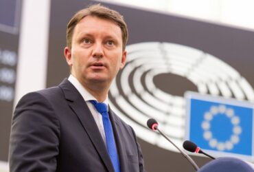 Mureșan solicită revizuirea Cadrul Financiar Multianual pentru a ajuta mai mult Ucraina şi Rep. Moldova. Ce spune despre bugetul pe 2024