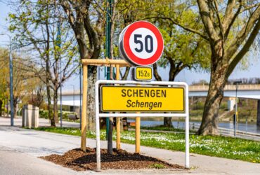 Instabilitatea politică din Olanda ar putea afecta aderarea României la Schengen