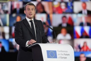 Emmanuel Macron vrea să meargă la summitul BRICS din Africa de Sud, unde este invitat și Vladimir Putin