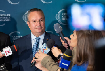 Liberalii care nu votează eliminarea pensiilor parlamentarilor vor fi excluși din partid