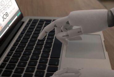 Directorii marilor companii avertizează că reglementările UE pun în pericol competivitatea în domeniul inteligenței artificiale