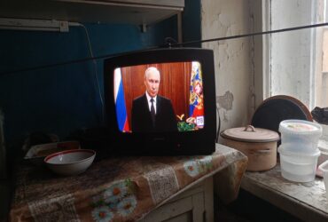 „Lacul lebedelor” versus caviar. Cum s-a văzut rebeliunea lui Prigojin față de tentativa de lovitură de stat din 1991 la televiziunile rusești