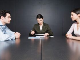 Divorțul la români: cât durează o căsnicie în fiecare județ, principalele motive invocate și ce (nu) s-a schimbat în ultima sută de ani