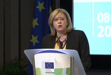 Corina Creţu: „Cu Gabi Firea am fost prieteni, dar nu poţi să spui chiar că nu ştii nimic. E vorba de un sistem”