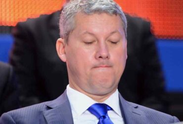 Poliția își contrazice ministrul