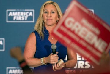 Republicana Marjorie Taylor Greene dezvăluie în Congres fotografii pornografice ale fiului preşedintelui SUA, Hunter Biden
