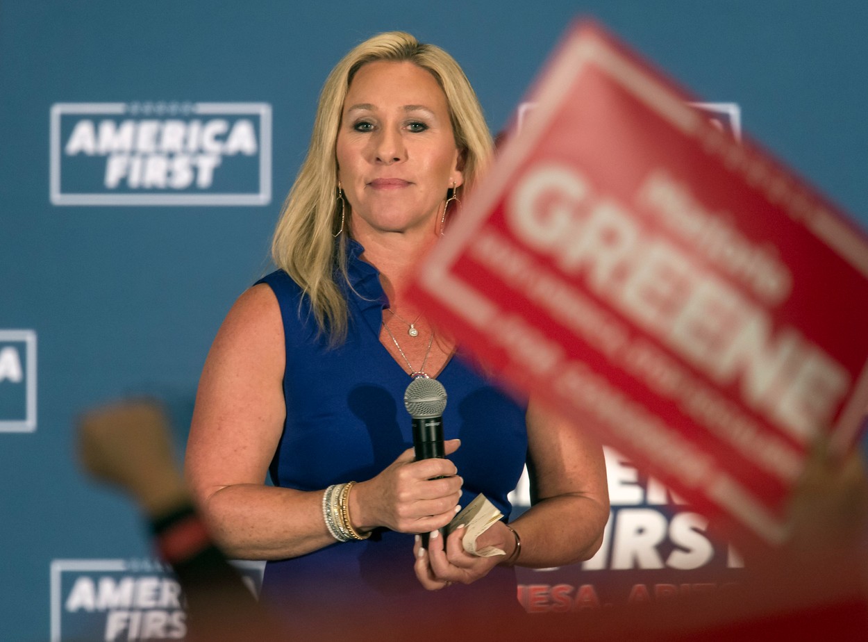 Republicana Marjorie Taylor Greene dezvăluie în Congres fotografii pornografice ale fiului preşedintelui SUA, Hunter Biden