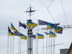 Alertele de raid aerian au răsunat la Kiev, după ce un avion de război rus ce poate transporta rachete supersonice a decolat la scurt timp după începerea summitului NATO