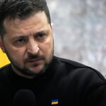„L-a făcut praf și pulbere”. Cum relatează presa schimbul aprins de replici între Zelenski și omologul bulgar: „Domnule Radev, acesta nu e conflict, ci război!”