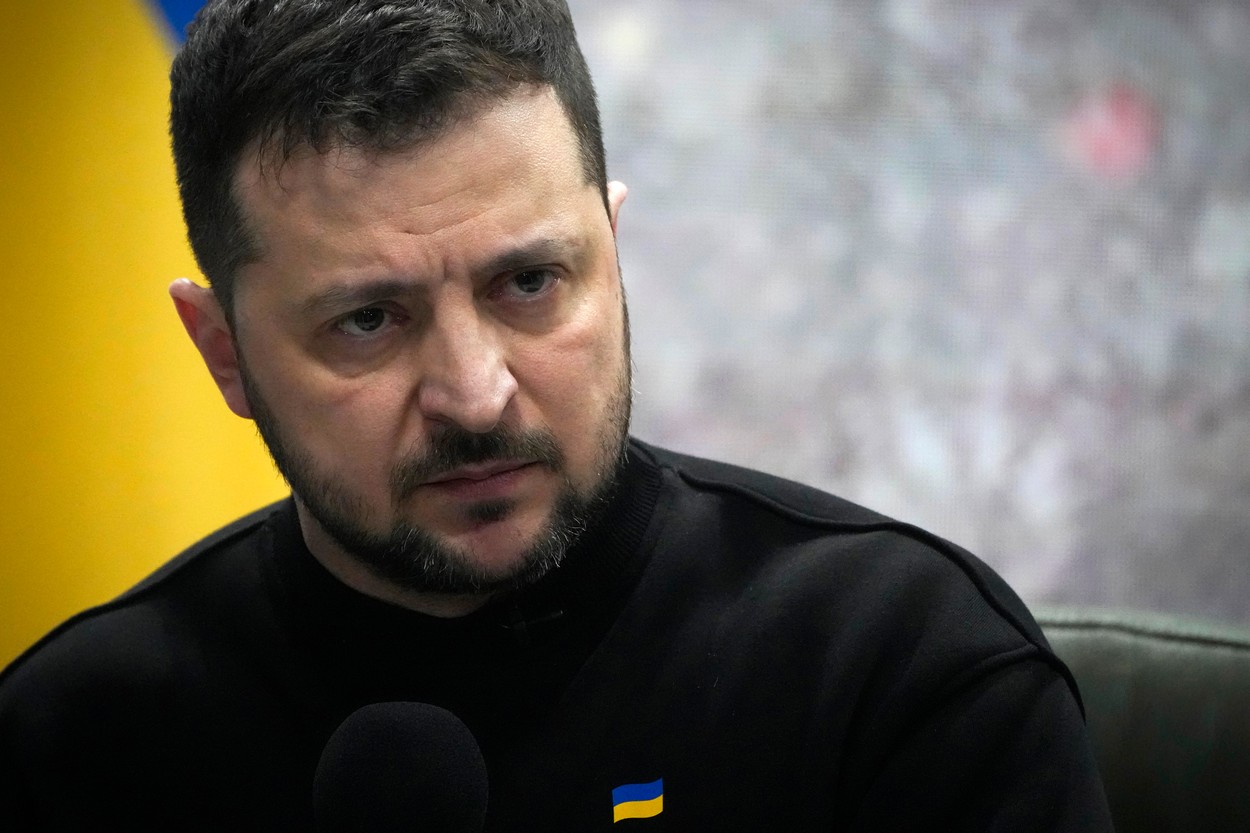 „L-a făcut praf și pulbere”. Cum relatează presa schimbul aprins de replici între Zelenski și omologul bulgar: „Domnule Radev, acesta nu e conflict, ci război!”