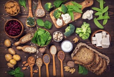 Păcăleală pentru vegani, pericol pentru persoanele cu alergii severe. Unu din trei produse vegane din Marea Britanie conţine lapte sau ouă