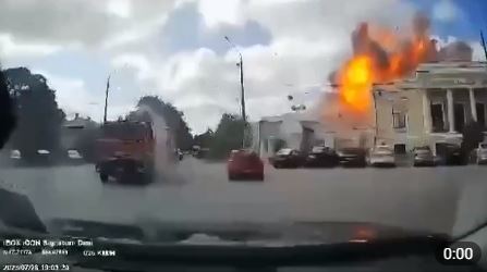 VIDEO Momentul în care racheta ucraineană „doborâtă” lovește un oraș rusesc VIDEO Momentul în care racheta ucraineană „doborâtă” lovește un oraș rusesc