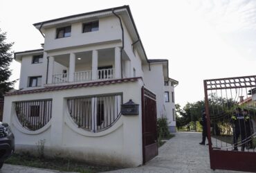 DIICOT: 24 de persoane au fost reţinute şi două plasate sub control judiciar, după percheziţiile la centrele pentru persoane vulnerabile