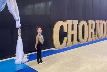 VIDEO O gimnastaă ucraineancă, cu piciorul amputat în urma unui atac, câștigă un concurs de gimanstică