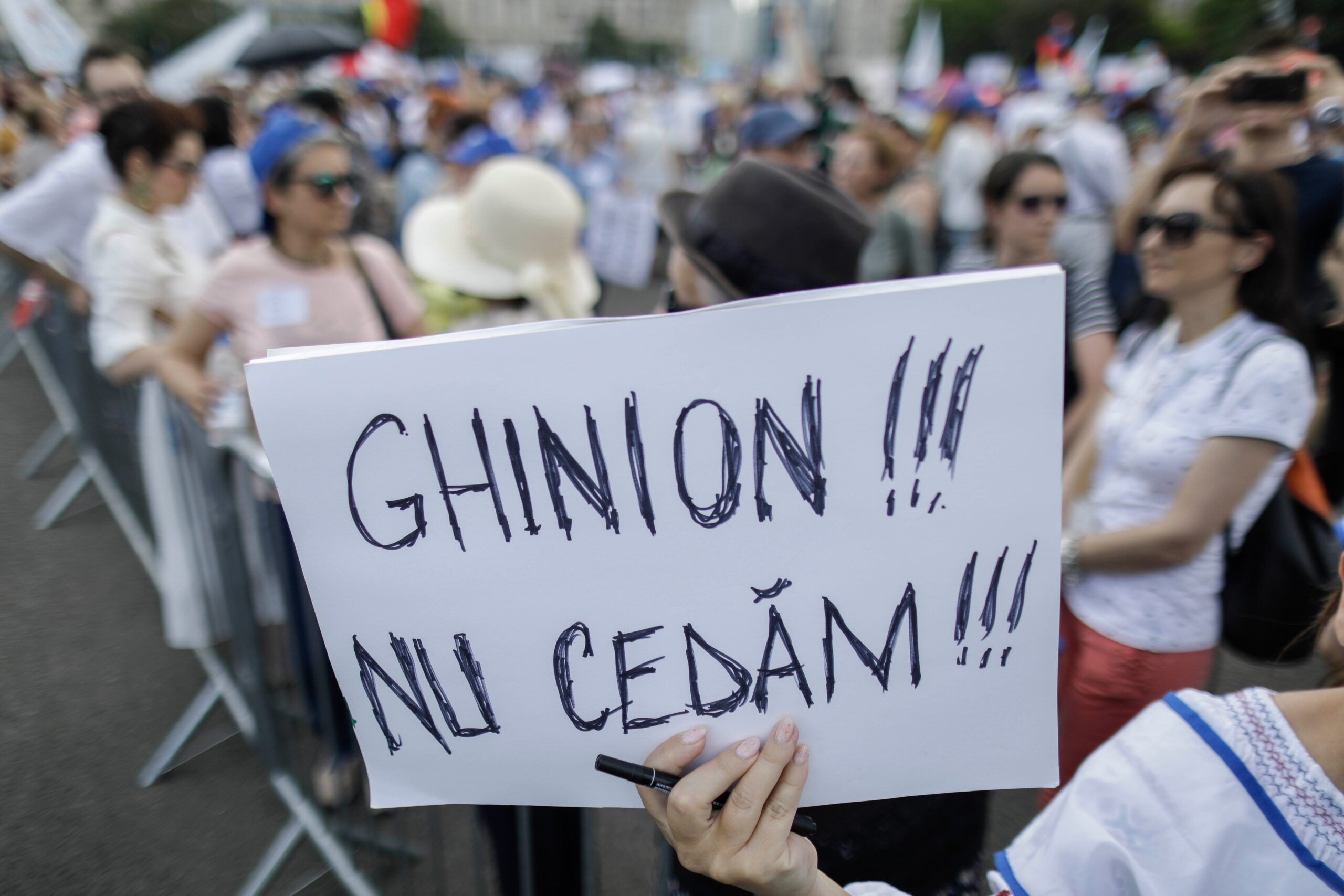 Revoltă față de măsurile fiscal-bugetare ale Guvernului