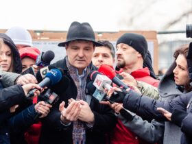 Ciolacu: La trei ani după ce a promis revoluţia apei calde, Nicușor Dan condamnă bucureștenii să se spele cu apă rece