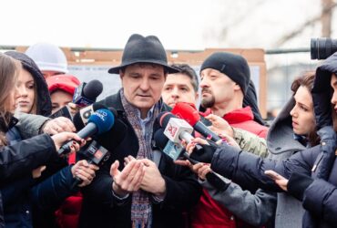 Ciolacu: La trei ani după ce a promis revoluţia apei calde, Nicușor Dan condamnă bucureștenii să se spele cu apă rece