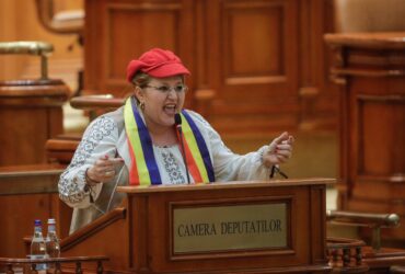 Scandal Șoșoacă – AUR. Motivul zâzaniei: caravana medicală a Alianței pentru Unirea Românilor