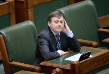 Antonescu, despre candidatura lui Hellvig la prezidențiale: E o ipoteză de luat în seamă