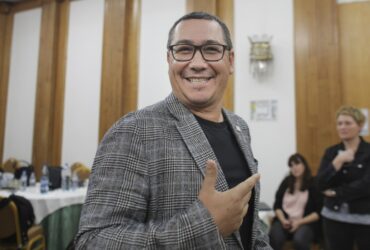 Ponta, primele sfaturi pentru Ciolacu: Trebuie să scapi de cheltuieli nejustificate, pile, relaţii, instituţii care se suprapun. Creşterea TVA, o greşeală