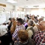 Rafila: Doar 5 milioane din 19 milioane de români plătesc asigurări de sănătate