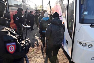 Migranții se înarmează în Voivodina, mulți dintre localnici petrec noaptea dormind pe podea de frica gloanțelor – presa maghiară