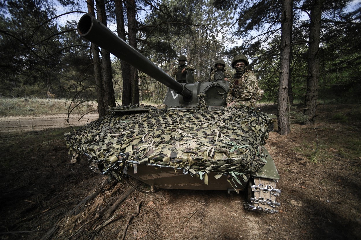 Rusia susține că a ucis vineri aproape 600 de militari ucraineni