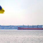 Politico: Ucraina declară război transportului maritim rusesc în Marea Neagră / Zelenski: Ruşii ar trebui să înţeleagă clar că la sfârşitul războiului vor avea zero nave, zero!