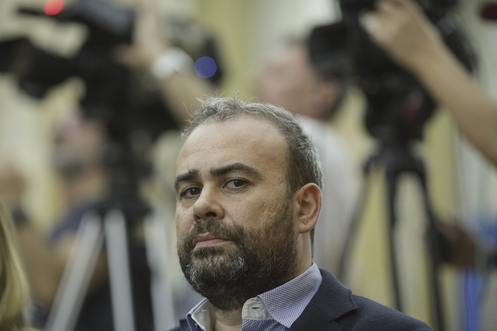 Darius Vâlcov va fi extrădat din Italia. Fostul ministru fugise din România unde a fost condamnat la 6 ani de închisoare cu executare