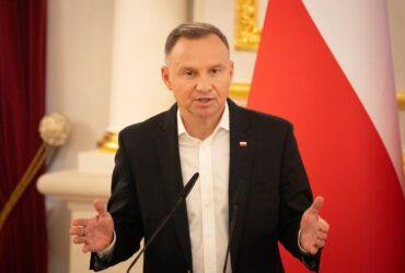 Polonia: Preşedintele Andrzej Duda promulgă controversata lege privind „influenţa rusă”