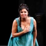 Celebra soprană rusă Anna Netrebko dă în judecată Metropolitan Opera pentru că a renunțat la ea din cauza războiului
