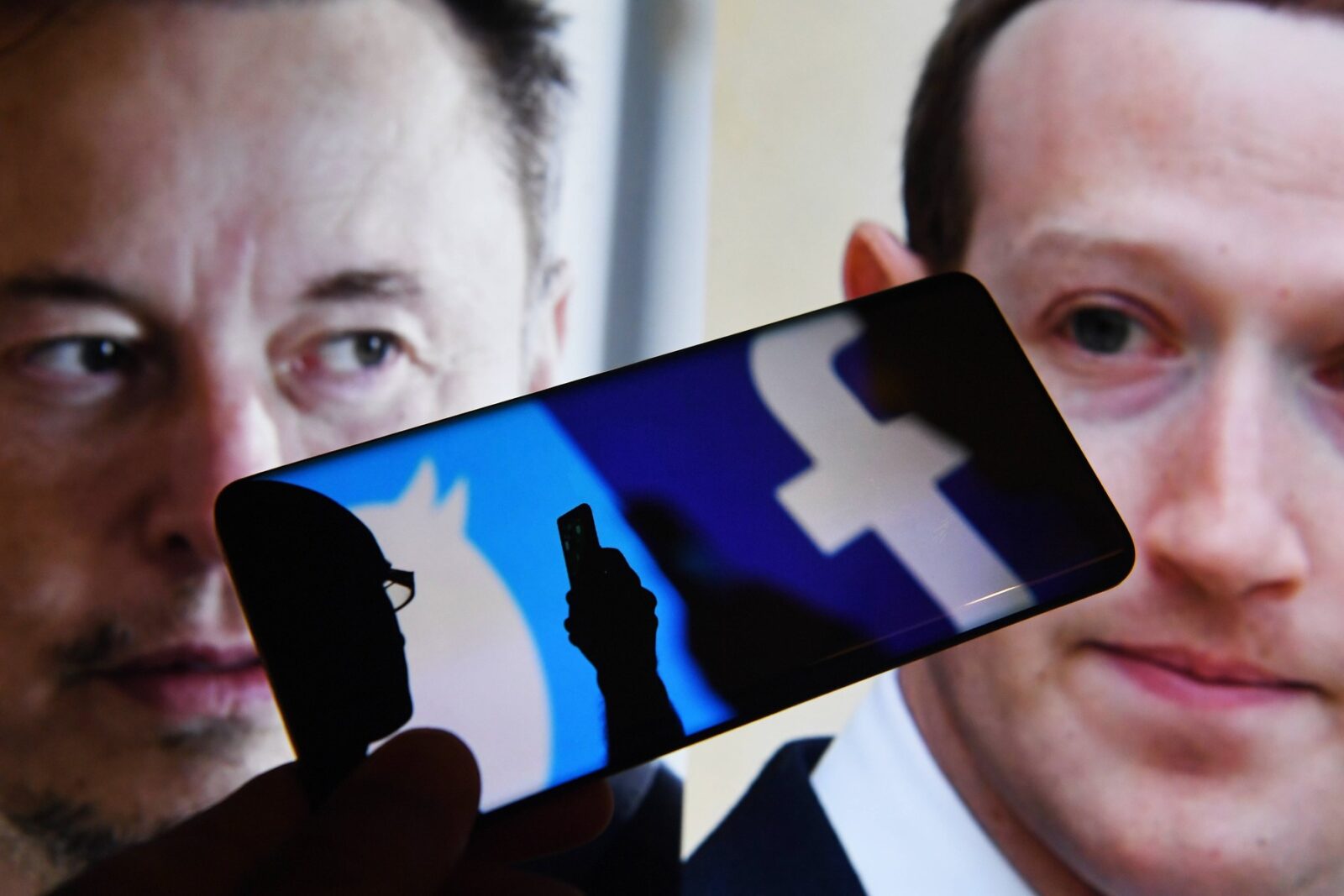 Elon Musk pare să dea înapoi de la lupta cu Mark Zuckerberg: „Îmi fac un MRI la spate. S-ar putea să am nevoie de o operație”