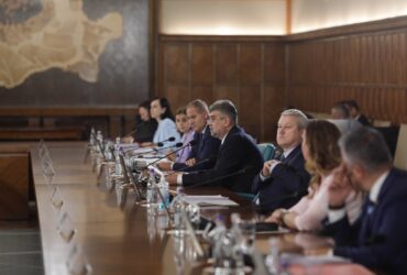 Ședinţă extraordinară a Guvernului pentru rezolvarea situaţiei de la Complexul Energetic Hunedoara