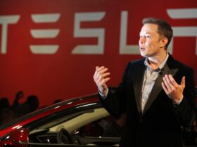 Cum răspunde Elon Musk acuzațiilor că ar fi împiedicat un atac asupra bazei navale rusești din Crimeea