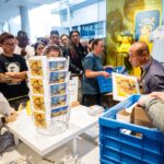 VIDEO Îmbrânceli la muzeul Van Gogh din Amsterdam pentru produse Pokemon inspirate de lucrările pictorului olandez