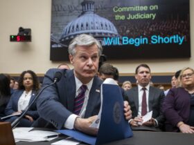 Directorul FBI spune că pe teritoriul american încă sunt prea mulți spioni ruși