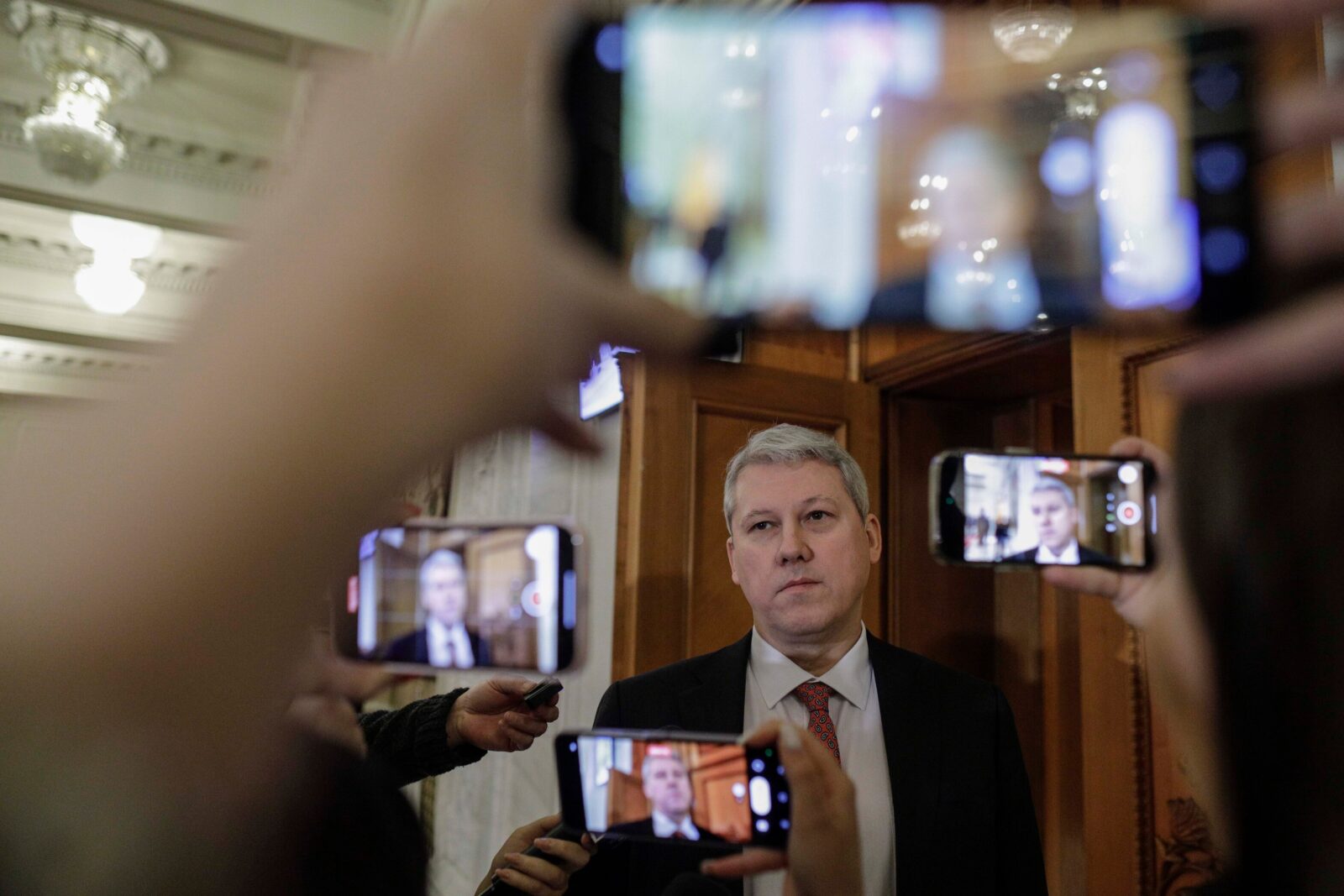 Scandal în Parlament. Jigniri și acuzații între Putere și Opoziție de la tribuna plenului