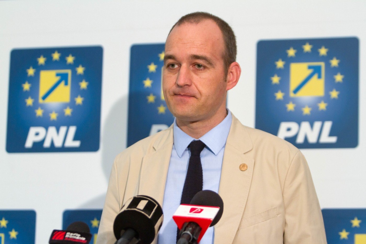 Vîlceanu și Pecingină, excluși din grupul PNL al Camerei Deputaților