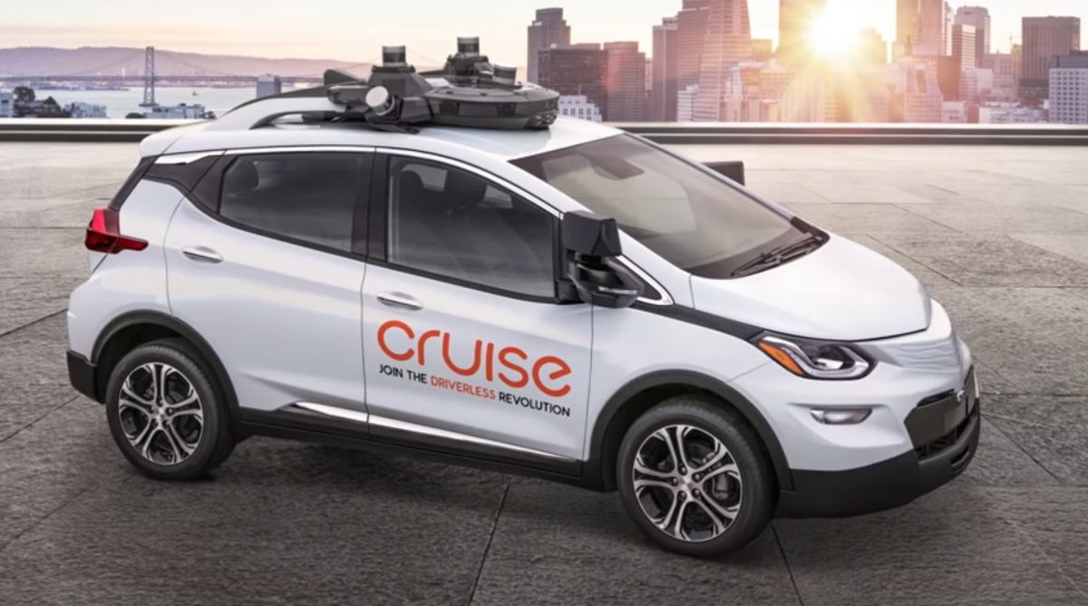 California suspendă licența Cruise pentru vehiculele sale autonome