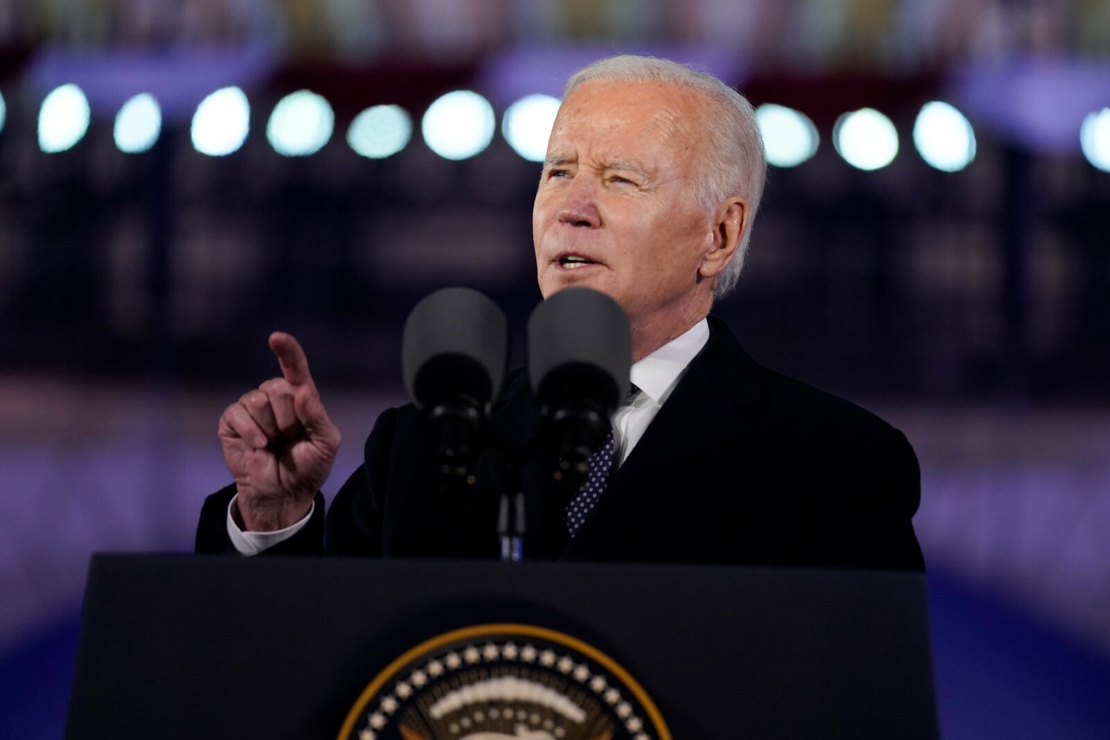 Joe Biden, discurs către națiune: „America este un far pentru lume” / Hamas cât și Putin vor să distrugă democrațiile / SUA vor fi mai sigure „pentru generații întregi” dacă ajută Ucraina și Israelul