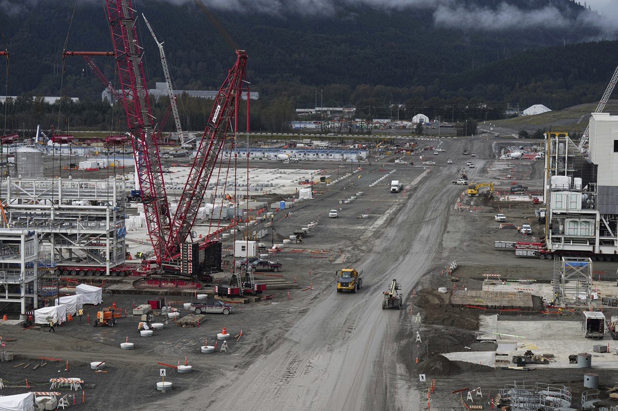 Canada: S-a finalizat construcția controversatei conducte Coastal GasLink