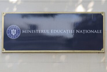 Portretul robot al noului ministru al Educației: „Manager de criză, dar cu empatie pedagogică”