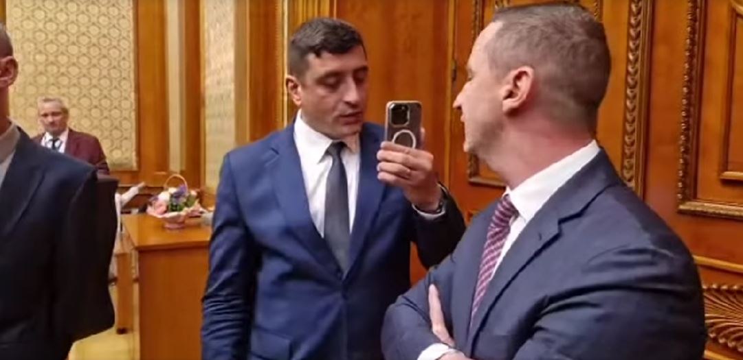 Limbaj de parlamentar. Cum l-a înjurat șeful Camerei Deputaților pe George Simion