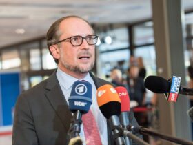 Austria le cere liderilor europeni să nu privească Ucraina „prin ochelari roz” în ceea ce priveşte aderarea la UE