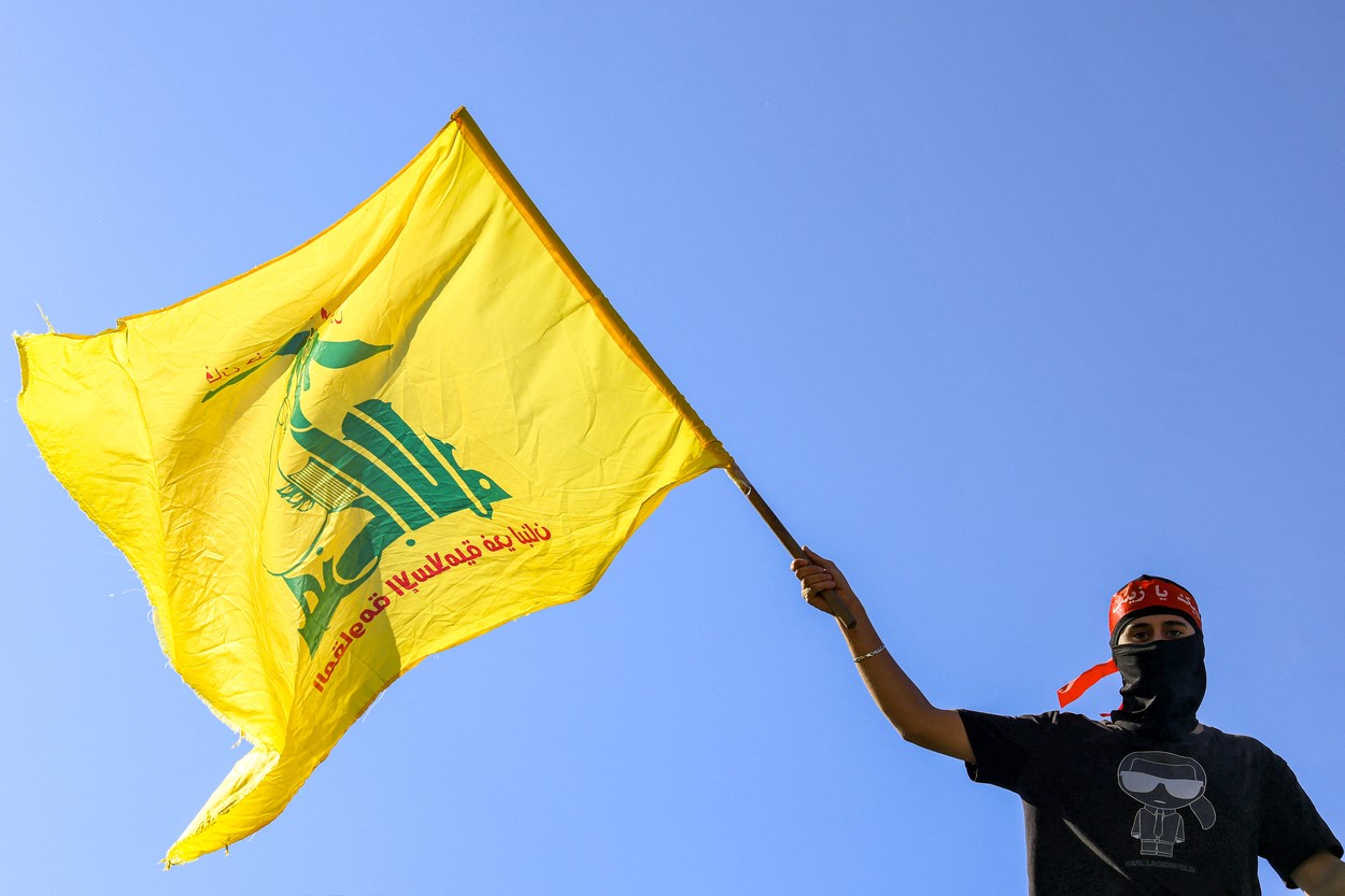 Fiul unui deputat Hezbollah, ucis într-un bombardament israelian în Liban