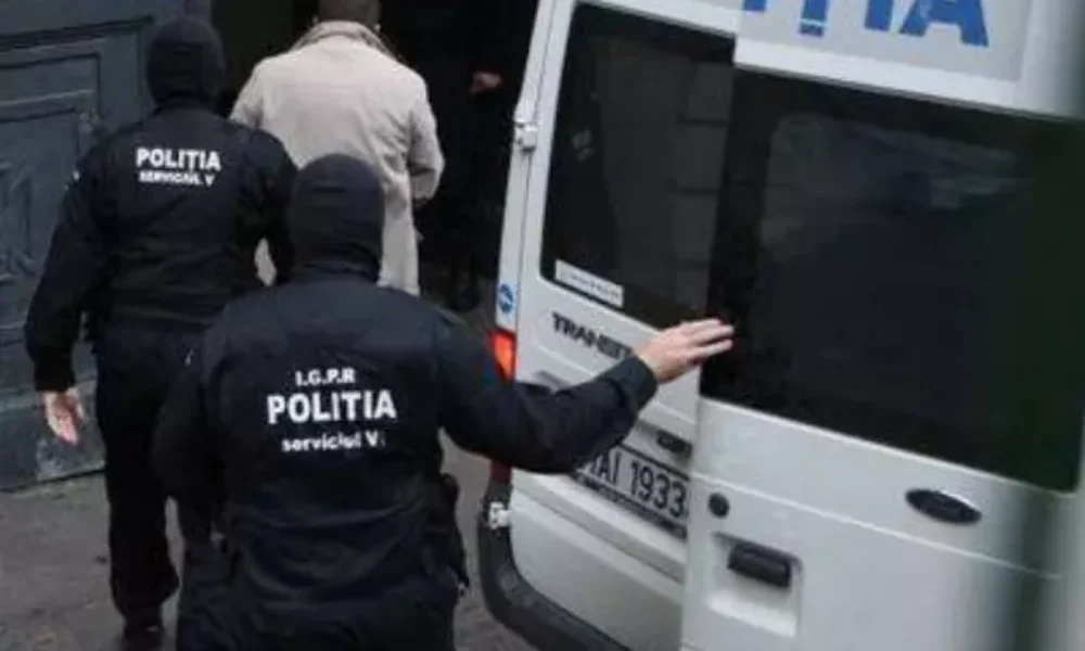 Mandate de arestare preventivă pentru cei 20 de poliţişti de la PTF Calafat